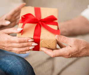 Five Helpful Holiday Gifts for Seniors